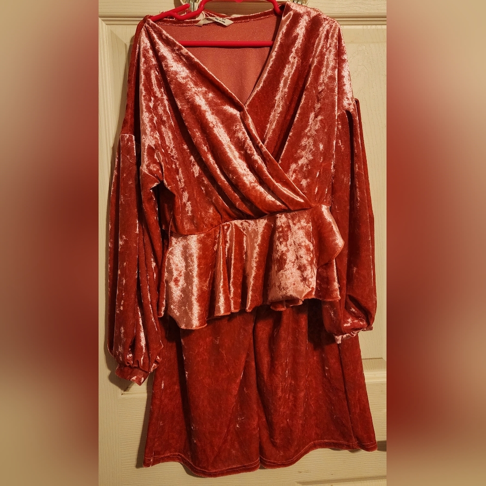 Big girl's top and pants outfit size 8